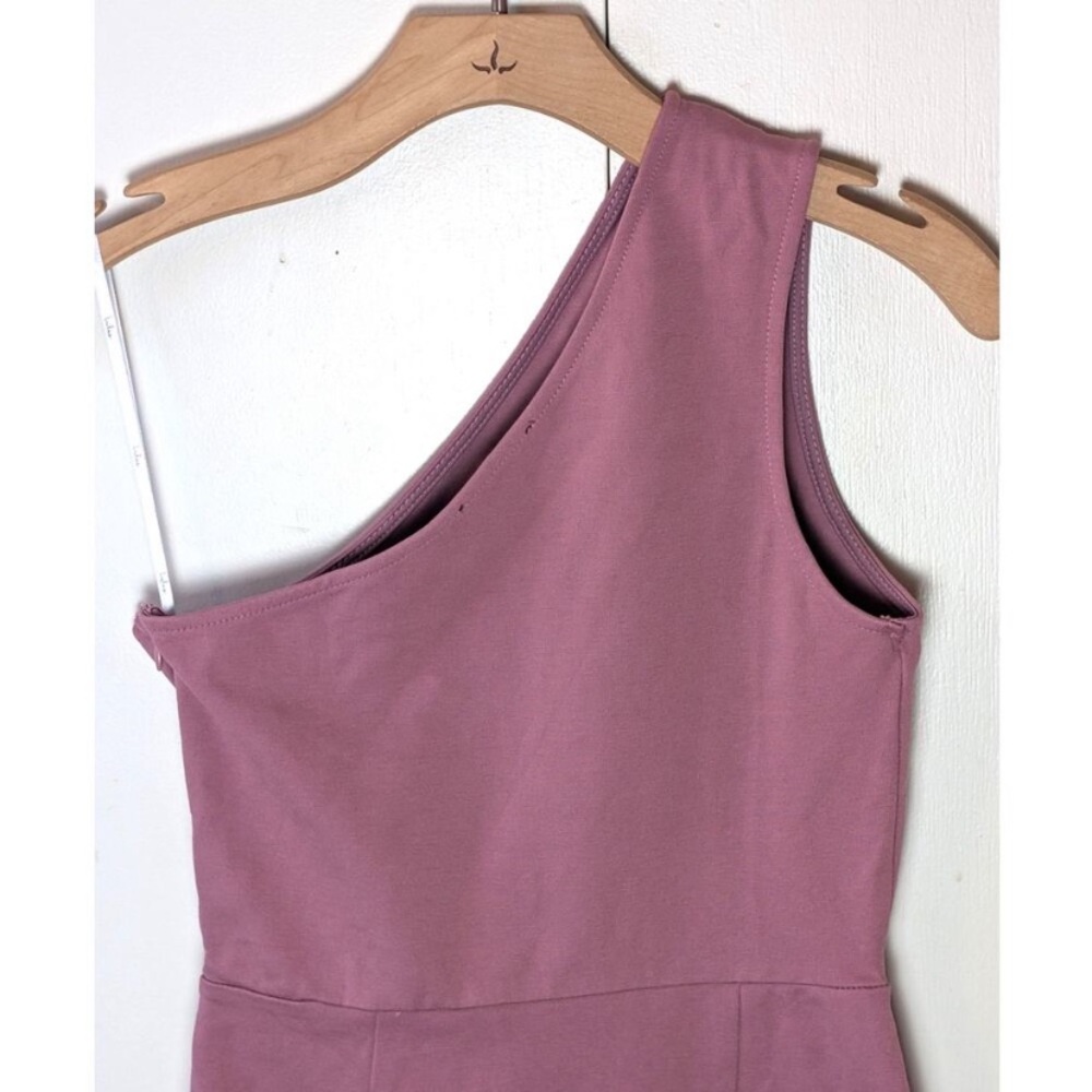 Chic One-Shoulder Mauve Dress